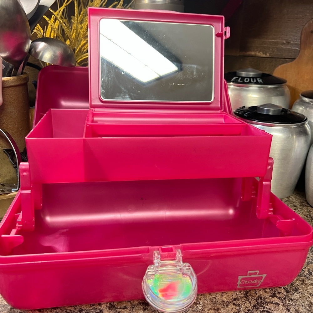 Caboodles Hot Pink Cosmetic Organizer - Picture 4 of 4
